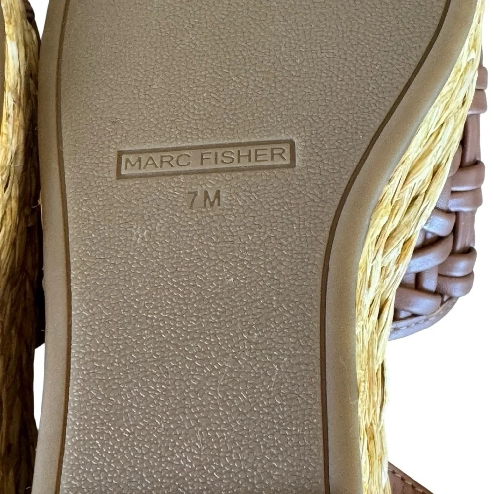 Marc Fisher Godina Womens Cushioned Footbed Faux Leather Wedge Sandals